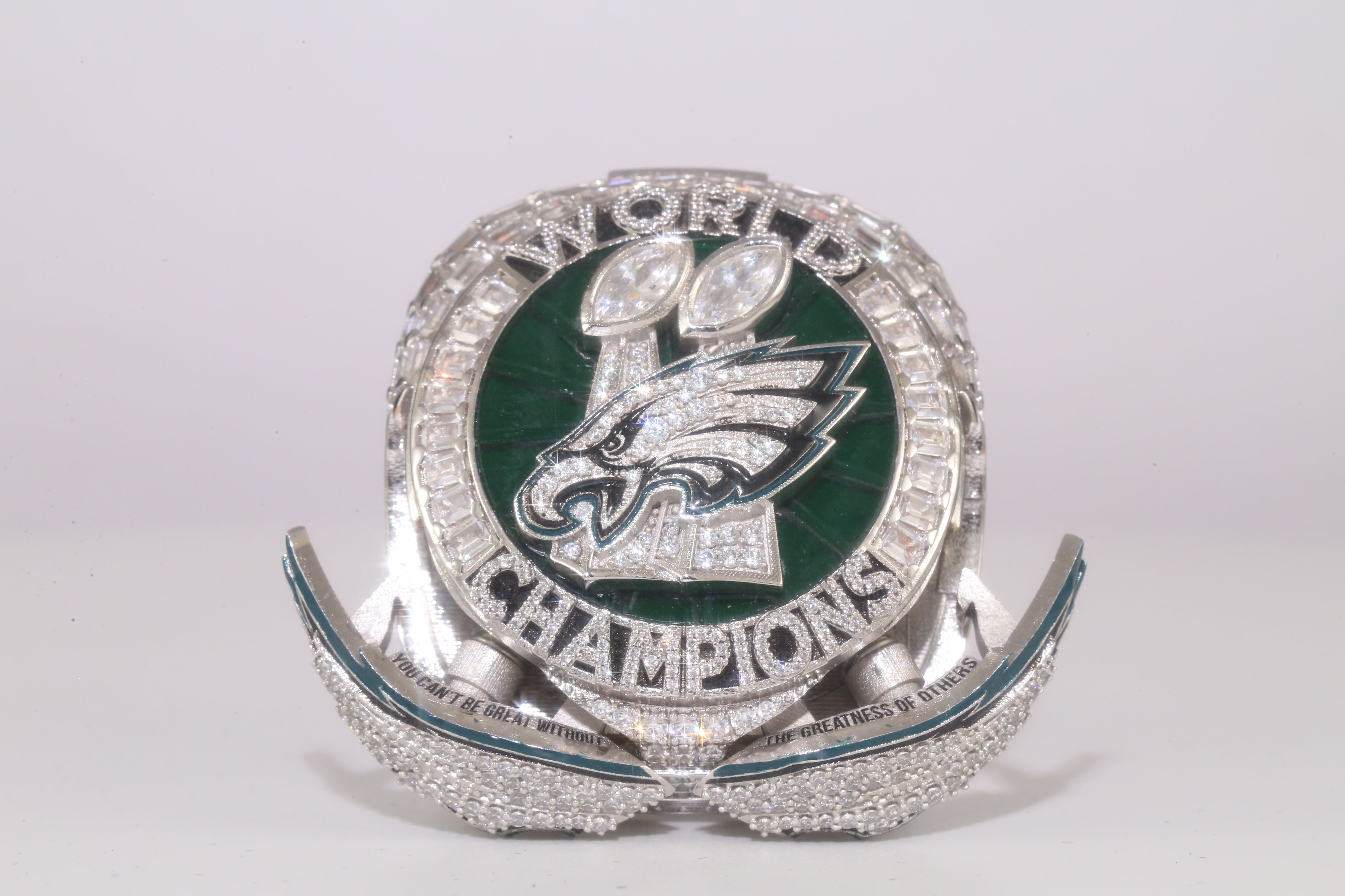 【Ultra Premium Series】【𝘄𝗶𝗻𝗴𝘀 𝗽𝗼𝗽 𝗼𝘂𝘁 】Philadelphia Eagles LIX Super Bowl Championship Ring